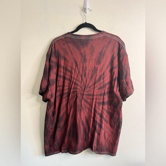 Playboy Pose Maroon Tie Dye Tee XL NWT - Picture 4 of 7